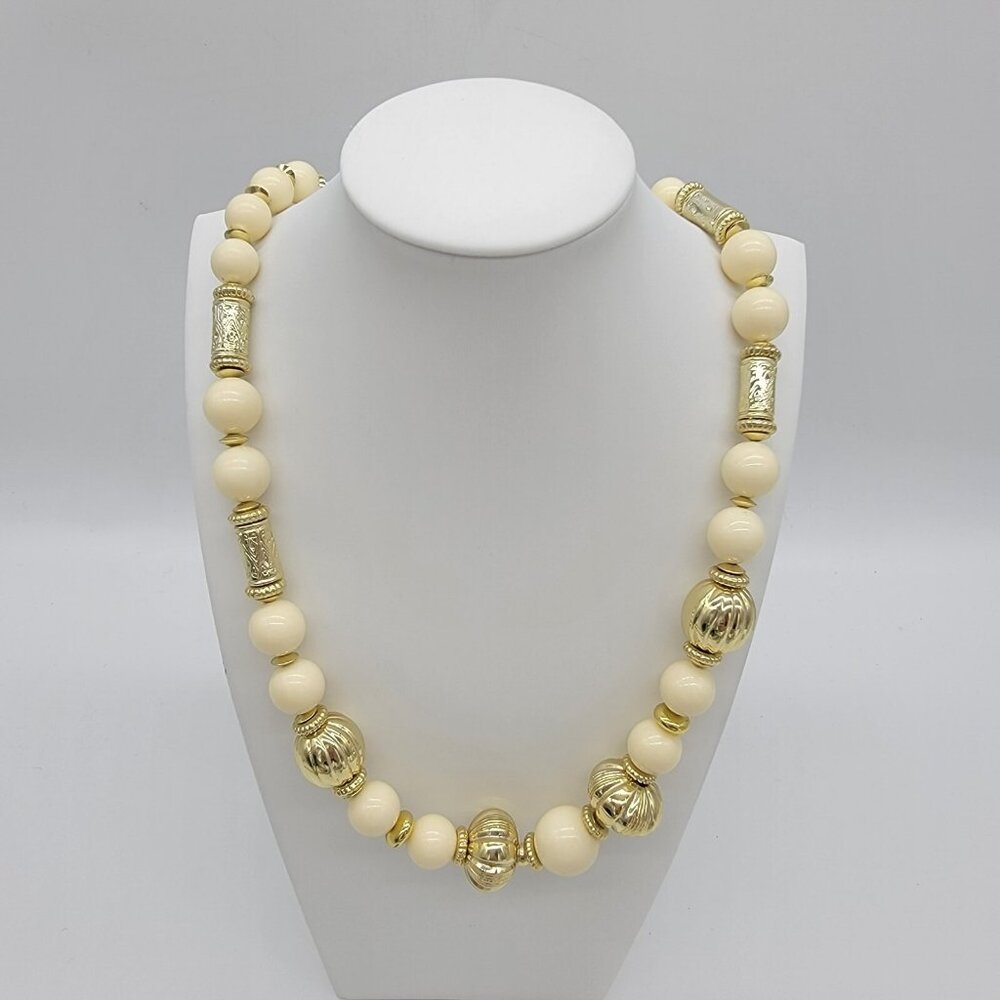 Vintage Faux Pearl Gold Beads Necklace